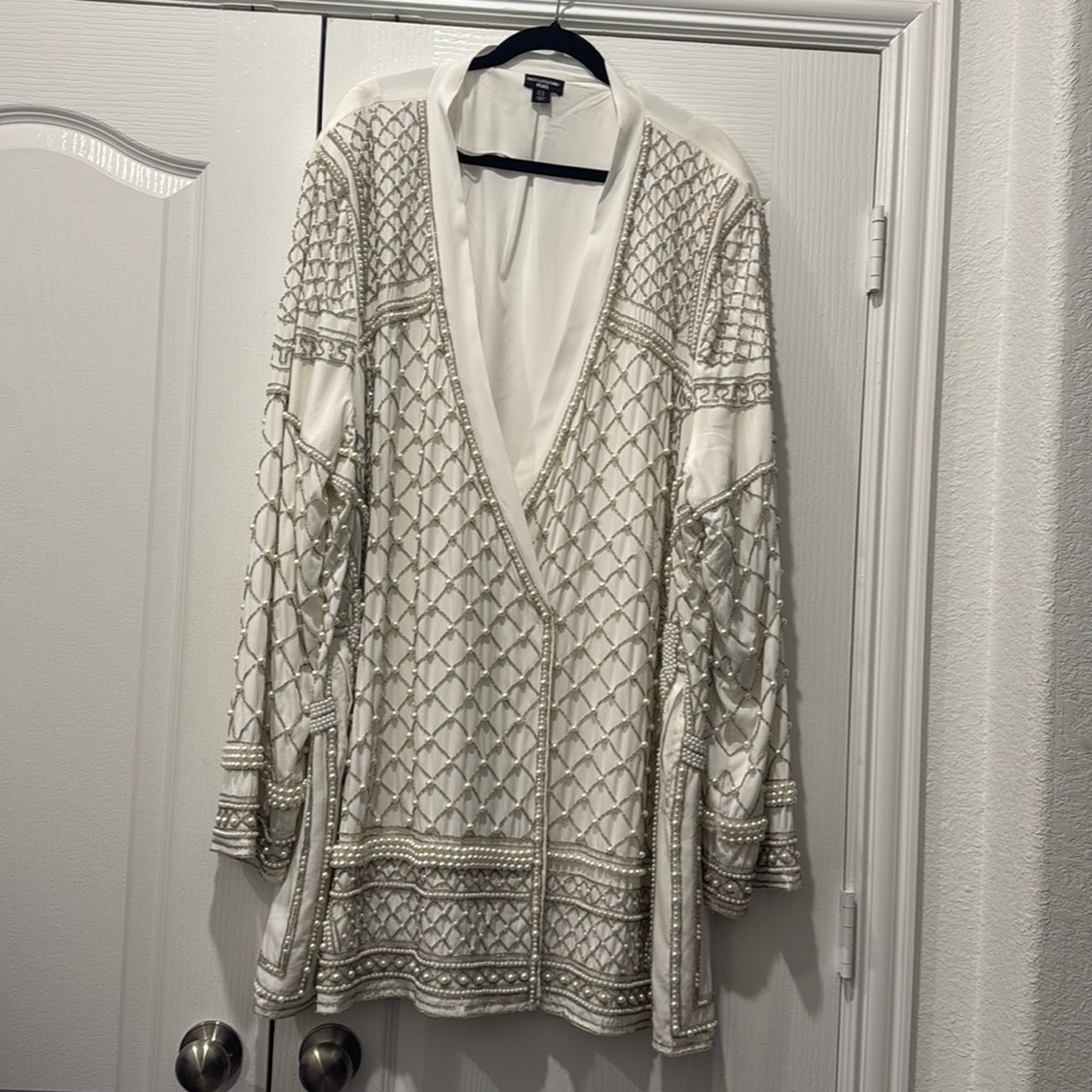 Pretty Little Thing PLUS white beaded sequin jacket size 26